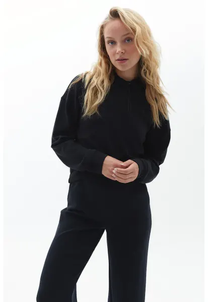 Bluza de trening din amestec de modal cu guler cu snur de ajustare - Negru