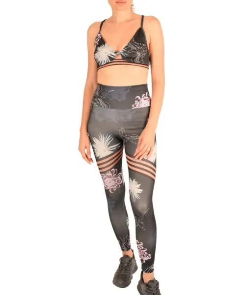 Compleu fitness negru cu crizanteme- cod 46425