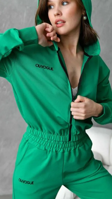 Compleu sport "OUVOGUE", en-gross