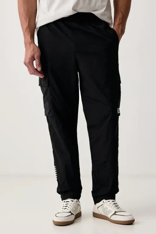 EA7 Emporio Armani pantaloni de trening pentru bărbați
