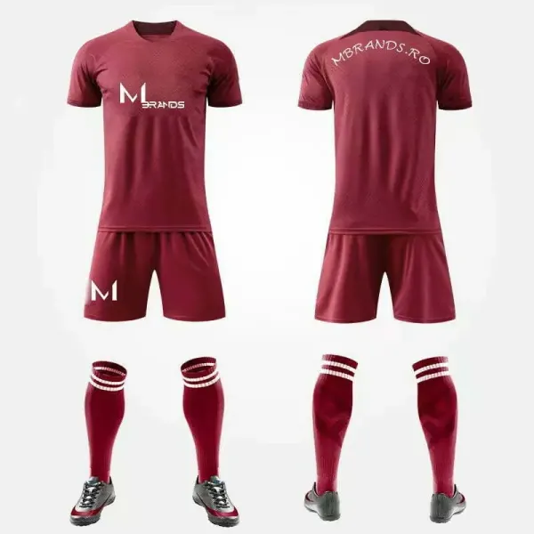 Echipament tricou , sort si jambiere MBrands , kit complet