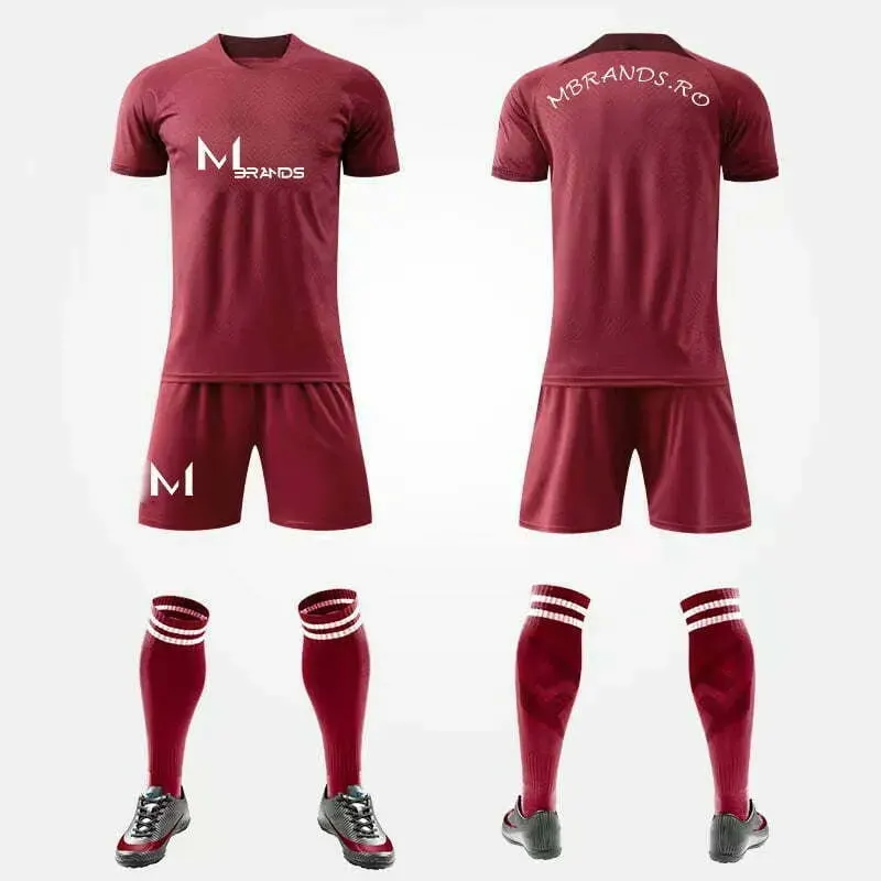Echipament tricou , sort si jambiere MBrands , kit complet