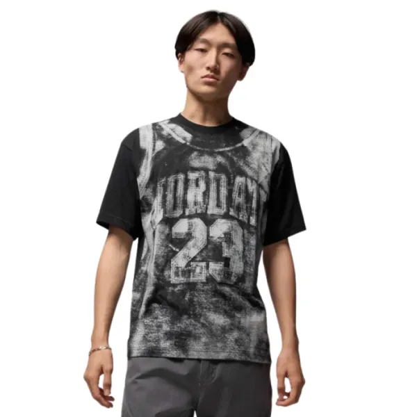 M J BRK COL SS GFX CREW HQ8930-010