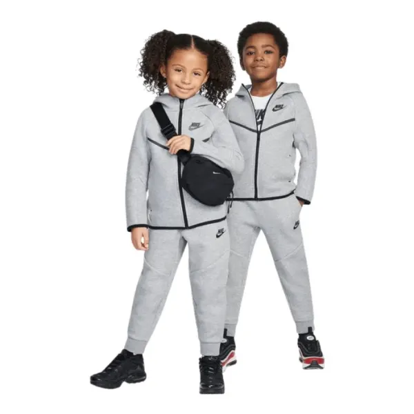 NKN N NSW TECH FLEECE FZ SET 86M880-042