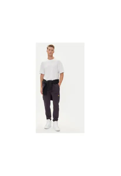 Pantaloni de trening cu buzunare laterale&logo discret