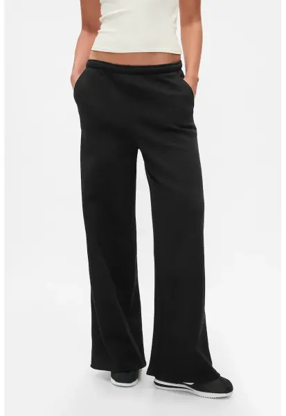 Pantaloni de trening cu croiala ampla si talie medie - Negru