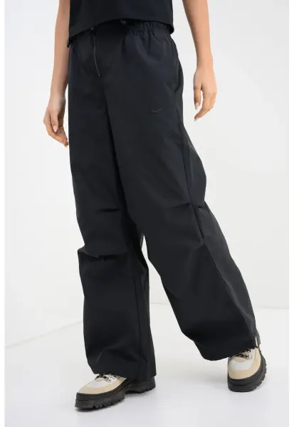 Pantaloni de trening cu croiala lejera si buzunare laterale - Negru
