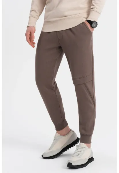 Pantaloni de trening cu talie ajustabila - Maro inchis