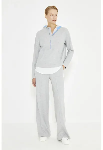 Pantaloni de trening relaxed-fit cu croiala dreapta si talie inalta - Gri deschis melange