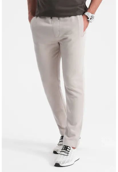 Pantaloni de trening slim fit cu buzunare laterale - Bej deschis
