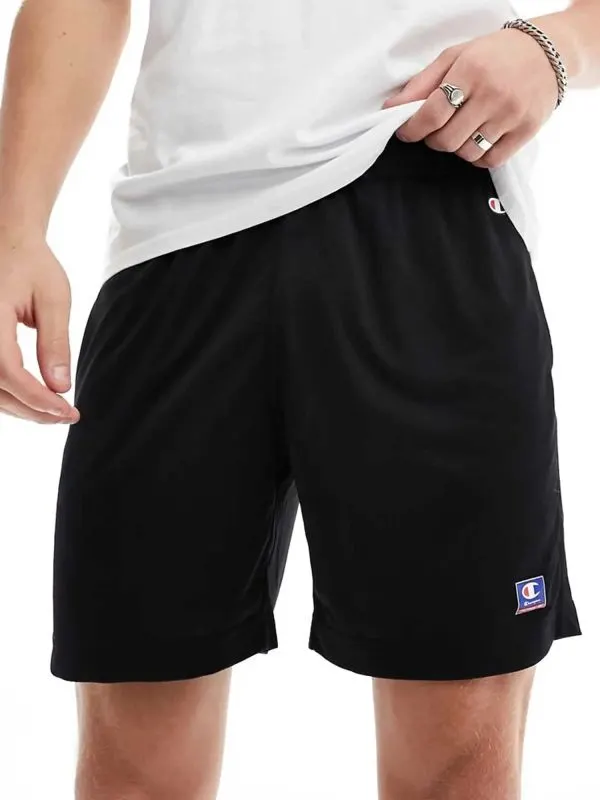 Pantaloni scurti
