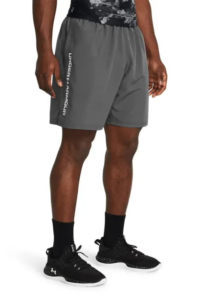 Pantaloni scurti pentru antrenament Tech™ Wordmark - Gri inchis