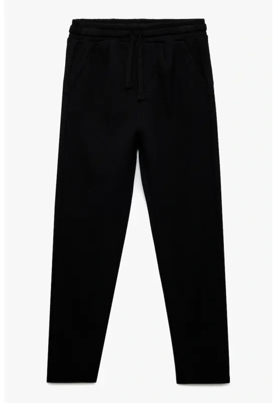 Pantaloni slim fit de trening cu snur - Negru