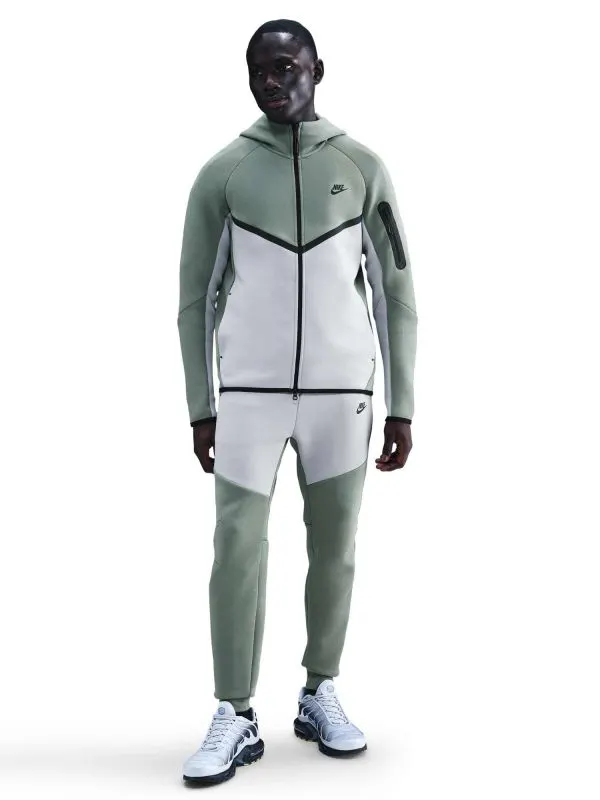 Pantaloni sport M Nk Tch Flc