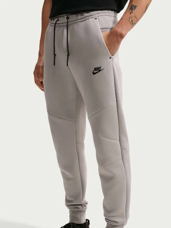 Pantaloni sport M Nk Tch Flc Jggr