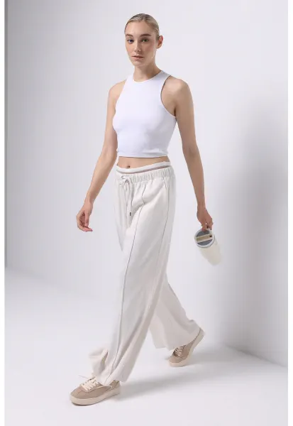 Pantaloni sport relaxed fit cu talie inalta ajustabila - Alb fildes