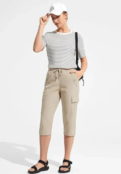 Pantaloni sport respirabili pentru femei, cu buzunare si talie elastica, 3/4 crem L