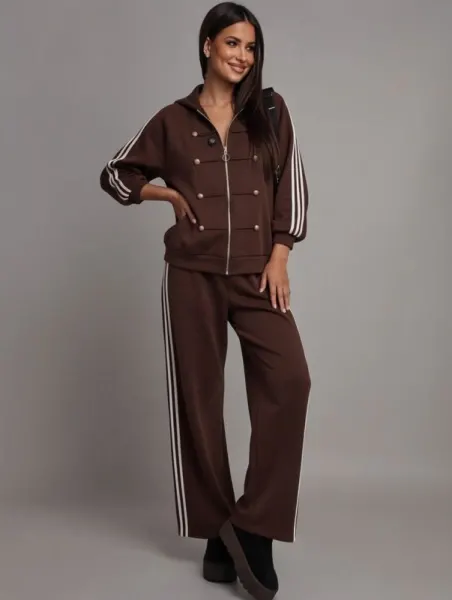 Trening dama maro cu nasturi stil Napoleon si pantaloni largi Nikita