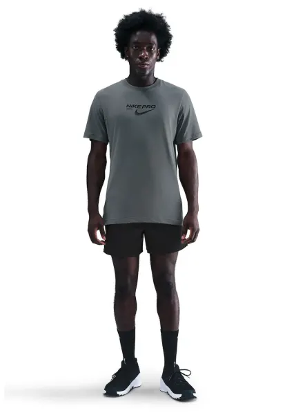 Tricou cu tehnologie Dri-FIT - pentru antrenament - Gri inchis