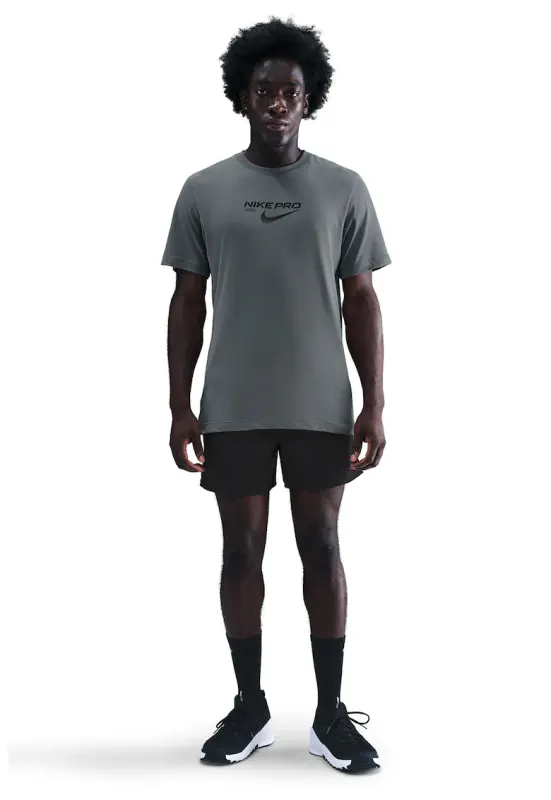 Tricou cu tehnologie Dri-FIT - pentru antrenament - Gri inchis